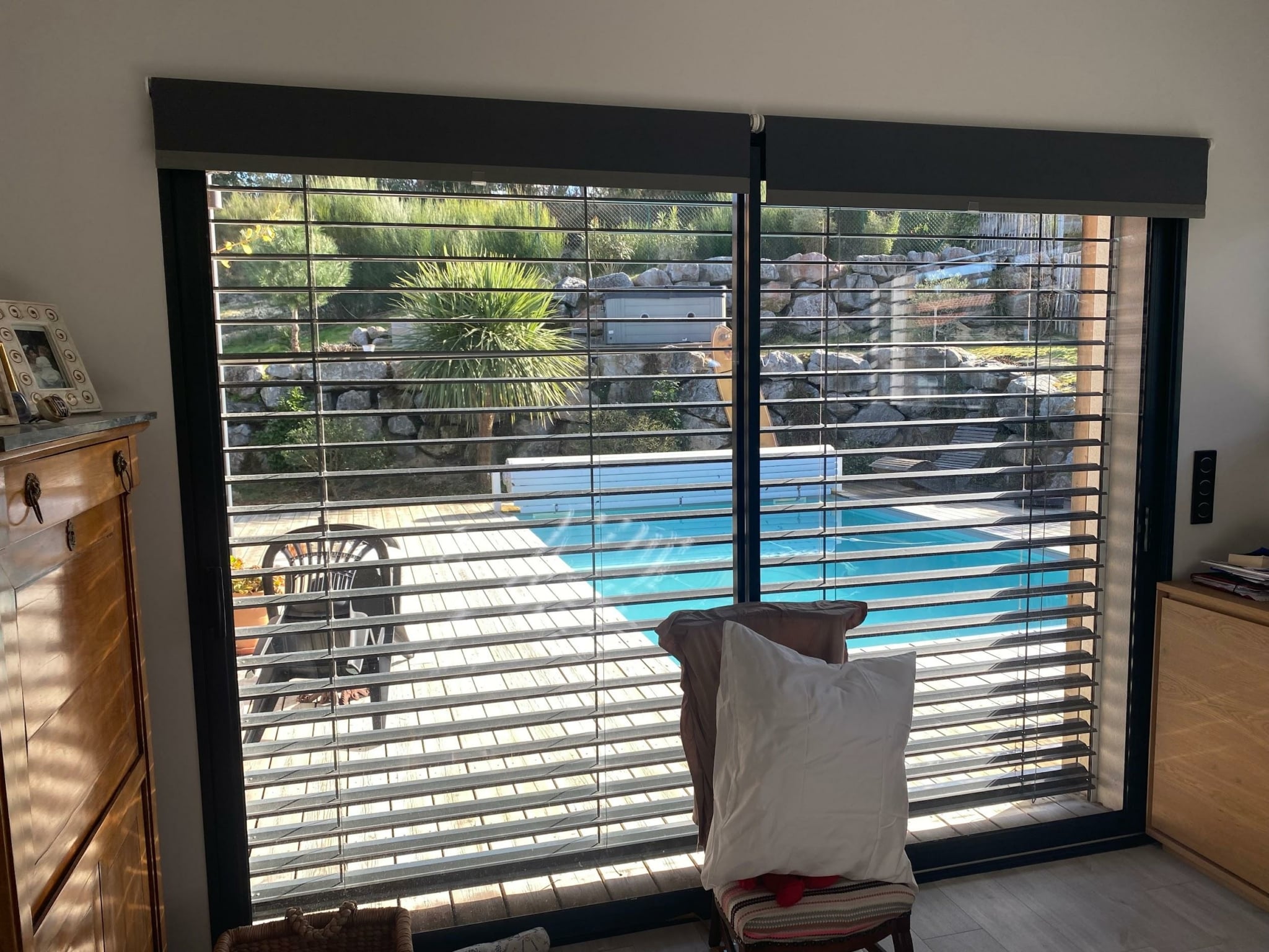 BSO orientables gris 7016 – protection solaire Capbreton